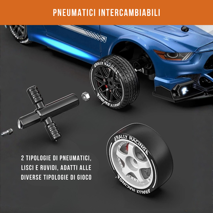 Auto da drift E30 telecomandata ricaricabile con cavo USB