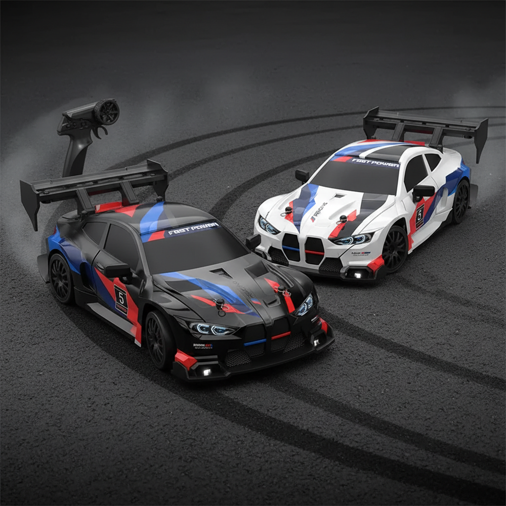 Auto da corsa M4 telecomandata ricaricabile con cavo USB