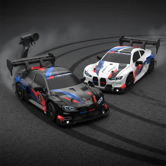 Auto da corsa M4 telecomandata ricaricabile con cavo USB